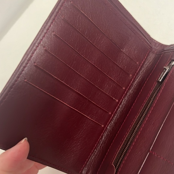 Stingray Skin Genuine leather Exotic Leather Red Stingray Wallet 6”x4” - Picture 4 of 5